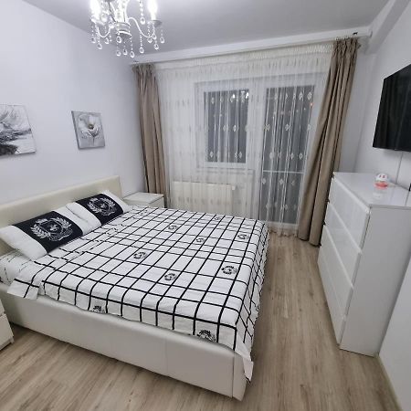 25 Luxury Apartament Букурещ Екстериор снимка