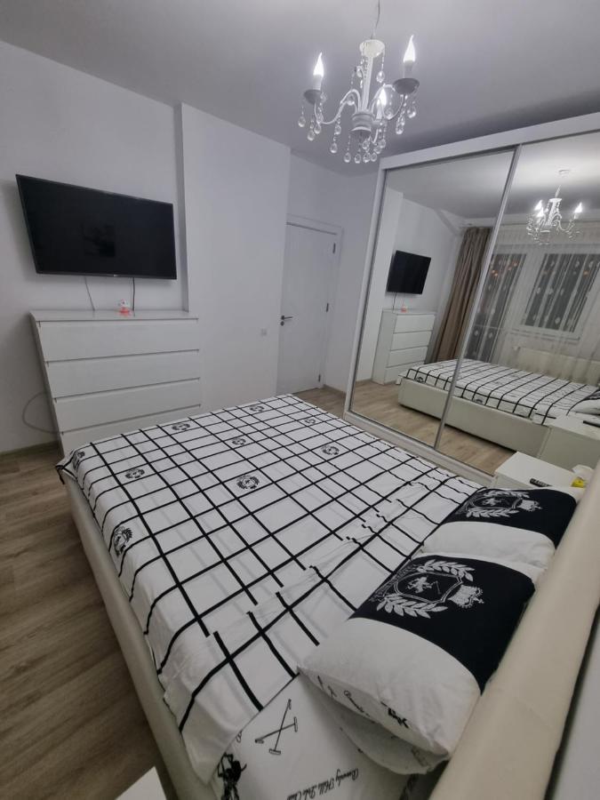 25 Luxury Apartament Букурещ Екстериор снимка